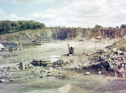 Ruston-Bucyrus 10-RB excavator, quarrying thought to be near Plymouth, Devon, England, UK 1960s