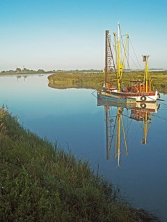 Emsfischereiboot, cutter, Diana, river, Ems, dammed up, flood, morning light, Terborg, East Frisia,