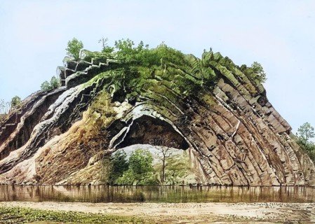 Layered vault in the Silurian, third period of antiquity, Paleozoic, on the Potomac River,
