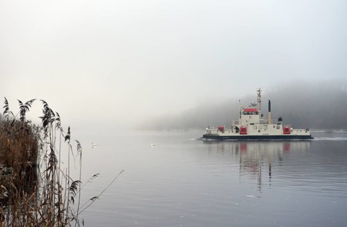 HOCHDONN ferry sails in fog in the Kiel Canal, NOK, Kiel Canal, Kiel Canal, Schleswig-Holstein,