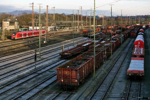 Train formation system with freight car and regional express in the Vorhalle district, marshalling
