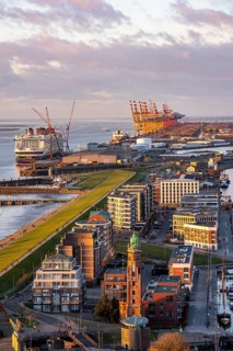 Overview of Bremerhaven's New Port and overseas port with container terminal, Disney Adventure