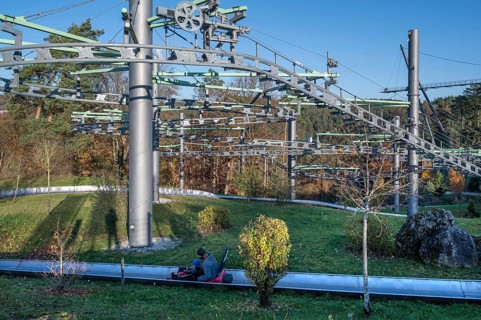 Ski lift for the summer toboggan run in Erlebnisfelsen Pottenstein, Pottenstein, Upper Franconia,
