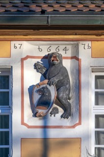 Bear with shield, the coat of arms of the Lords of Egloffstein, from 1664, at the former district