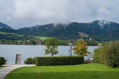 View of the lake from the Tegernsee spa park towards Bad Wiessee, Tegernsee, Upper Bavaria,