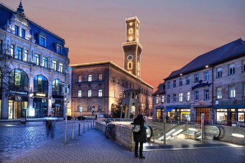 Fürth Town Hall in evening lighting, the tower is imitated the tower of the Palazzo Vecchio in