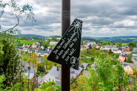 Idiom on the theme of home on a slate, mining relic Binge, health resort and toy village Seiffen,