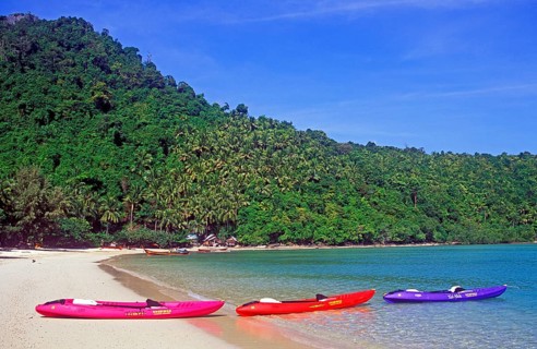 Kayaks on the beach of Ko Phi Phi Don, two years in front of the tsunami, Thailand, December 2002,