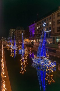 Christmas decoration in Kiel am Holstenfleet, Kleiner Kiel Canal, city center, Christmas, lighting,