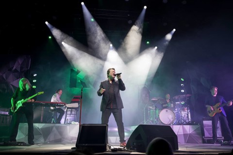 Claudius Dreilich, singer of Karat live on 50 years of KARAT tour in Berlin's Max-Schmeling-Halle