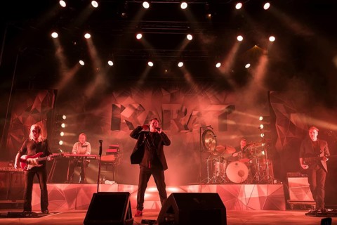 Bernd Römer (guitarist), Martin Becker (keyboarder), Claudius Dreilich (singer), Heiko Jung