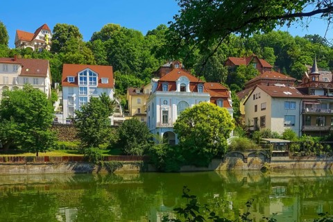 Houses in Gartenstraße, Neckar, river, flowing water, buildings, Tübingen, Baden-Württemberg,