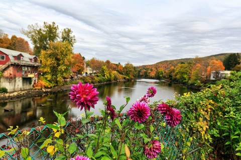 Flower bridge, Bridge of Flowers, bridge over Deerfield River, gardens, autumn leaves, Indian