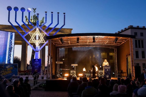 Julia Klöckner (President of the German Bundestag) speaks at the lighting of lights to mark 20