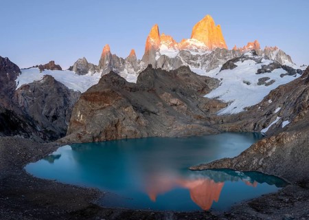 Laguna de los Tres, sunrise, alpine glow, glaciers and glaciers Lake de los Tres, mountains and