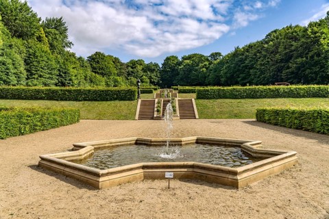 Fountain in the Baroque Neuwerkgarten, Gottorf Castle Museum Island, City of Schleswig,