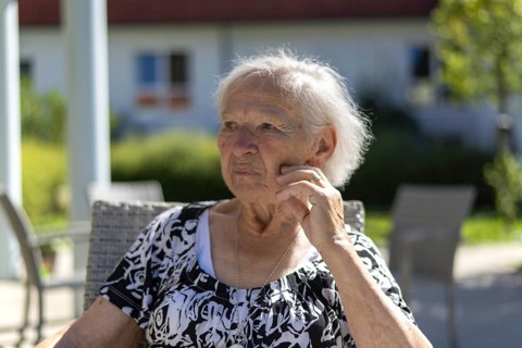 Thoughtful 86-year-old woman, retirement home, Jettingen, Baden-Württemberg, Germany