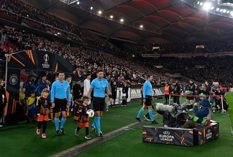 Referee Referee Marian Barbu (ROU) Ball children, players enter the pitch, TV camera, arch, Europa