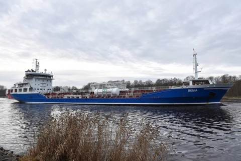 Tanker DONIA sails in the Kiel Canal, NOK, Kiel Canal, Kiel Canal, Schleswig-Holstein, Germany