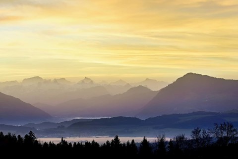 View from Horben of the midlands lying in fog, behind it the Alps with the Rigi, Beinwil-Freiamt,