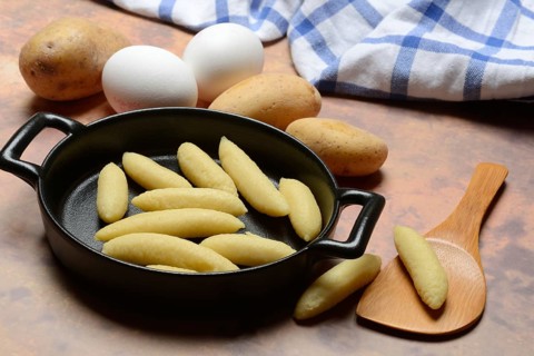 Raw Schupfnudeln in pan, type of pasta, Germany