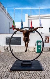 Bronze sculpture by artist R. Timoteo, Cidadele de Cascais artists' farm in the Forte de Nossa