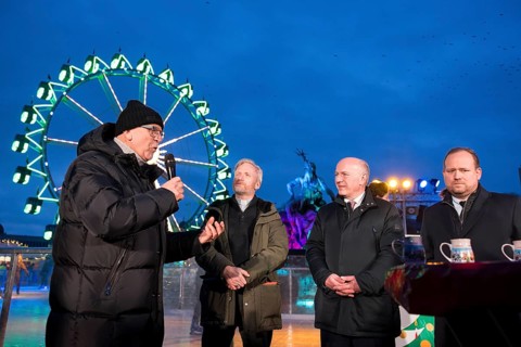 Kai Wegner, Governing Mayor of Berlin, at the opening of the Berlin Christmas Market on