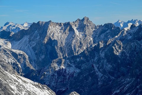 View of the Wetterstein Mountains from the mountain station of the Zugspitz cable car (2962 m),