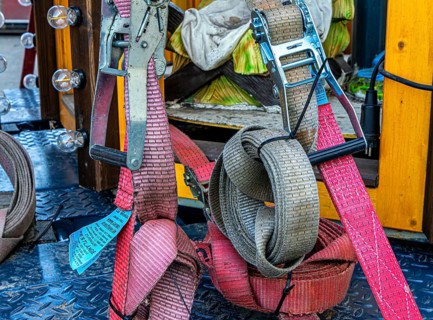 Detailed photo, safety belts for transporting heavy objects, Berlin, Germany