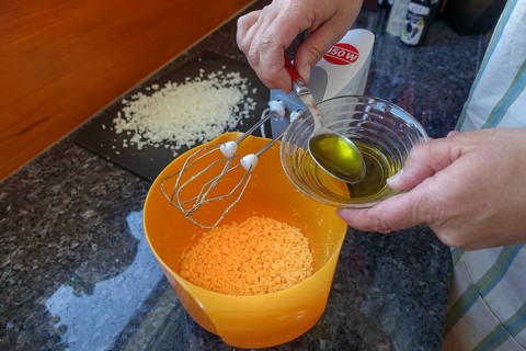 Southern German cuisine, preparing aioli, garlic cream, mayonnaise, oil and minced egg, men's