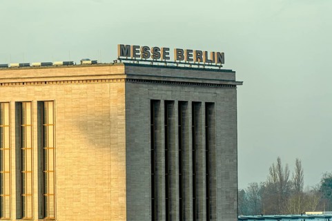 Hall of Honor, reception hall at the main entrance to Messe Berlin, monument protection, National