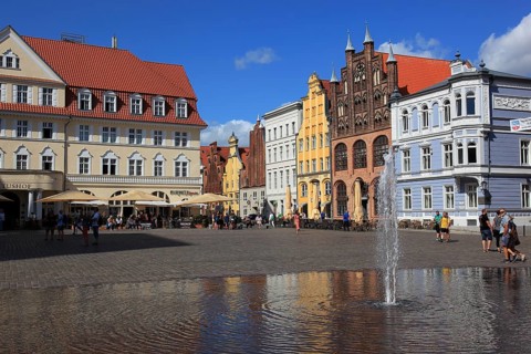 Der Alte Markt (Nordseite), Stralsund, Vorpommern-Rügen District, Mecklenburg-Western Pomerania,