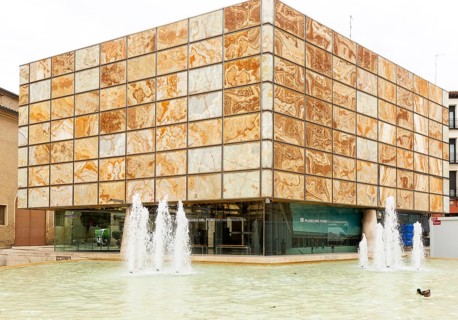 Modern architecture of Museo del Foro de Caesaraugusta, Roman forum museum building, Zaragoza,