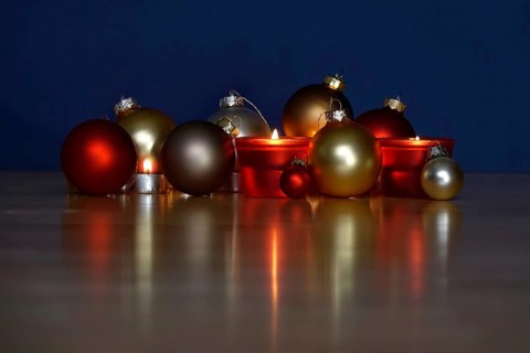 Still life with Christmas tree balls and candles, Germany