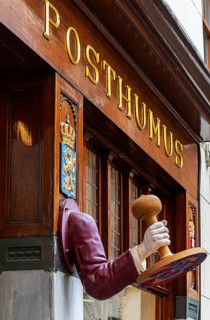 The Posthumus Shop, stationery boutique, shop façade with decorative stamp motifs, St. Luciensteeg,