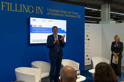 Minister of State for Culture Wolfram Weimer (non-party) and the Ukrainian Ambassador to Germany,