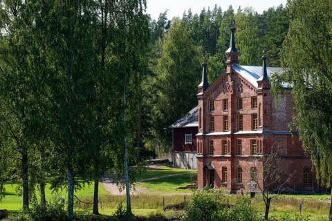 Brick factory building, former paper factory and mill for the production of groundwood pulp board,