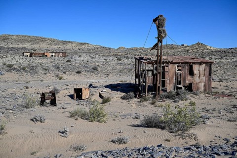 Ruinen der ehemaligen Diamantenstadt Pomona in der Wüste, Diamentensperrgebiet, bei Lüderitz,