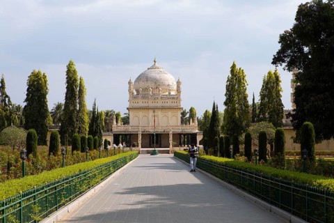 Gumbaz or mausoleum of Tipu Sultan and his family, Srirangapatna, Karnataka, India