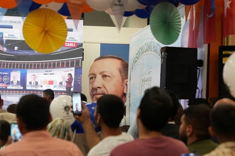Gaziantep, Türkiye – May 28, 2023. Members of the ruling Justice and Development Party (AKP) follow