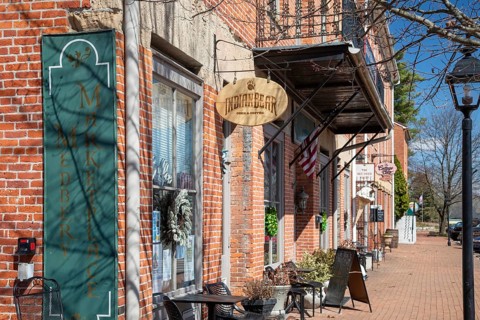 Coshocton, Ohio - Historic Roscoe Village, a port along the Ohio and Erie Canal that has been