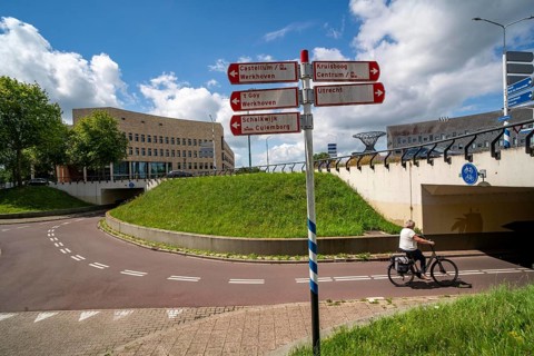Roundabout in the Dutch city of Houten, the lanes for cars and bicycles are separated, the cycle