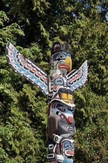 Totem Pole, Kakaso'Las Totem Pole, Stanley Park, Vancouver, British Columbia, Canada