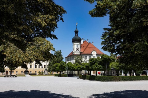 Town hall at Kapellplatz, place of pilgrimage, Altötting, Upper Bavaria, Bavaria, Germany