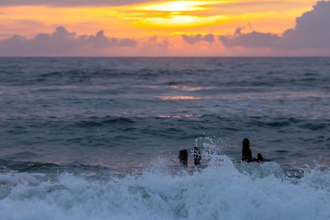 Sunset by the sea, waves, North Sea, Rantum, Sylt, Schleswig-Holstein
