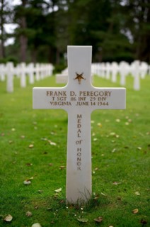 Medal of Honour marking, grave of Frank D. Peregory, gravestones, war graves, soldiers' graves,