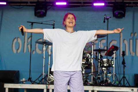 Eva Sauter, singer of the band ok.danke.tschüss at the Highfield Festival on Sunday, Störmthaler