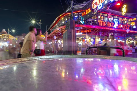 Neon lights, the legendary restaurant THE RED PIANO, Pub Street in the evening, entertainment