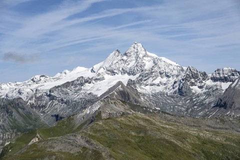 Summit of the Großglockner with snow, view from the summit Böses Weibl, Schober group, Hohe Tauern
