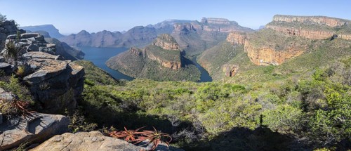 Panorama, Blyde River Canyon with Three Rondawels peak, view of canyon with Blyde River and Table